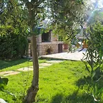 Lila * Novigrad Istria