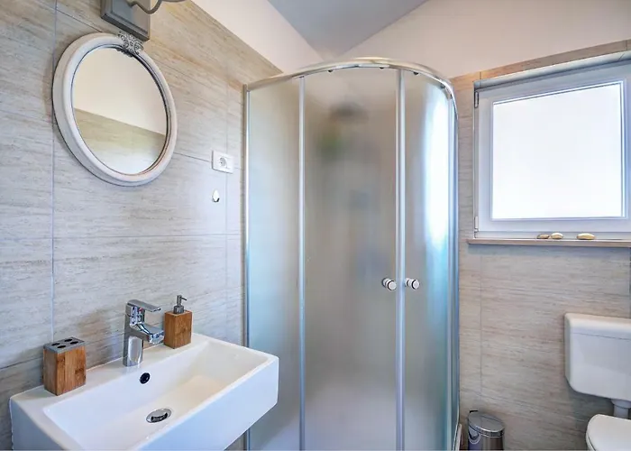 Lila Apartman Novigrad Istria
