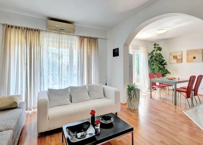 Lila Apartman Novigrad Istria